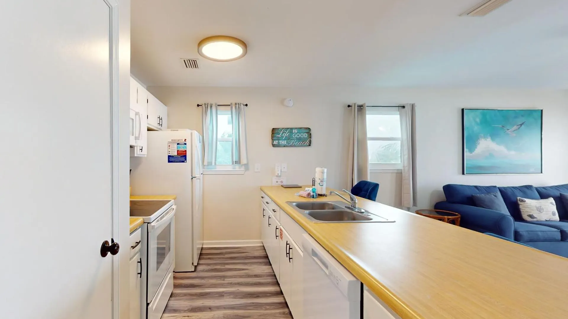 Front Beach Retreat A2 Panama City Beach USA
